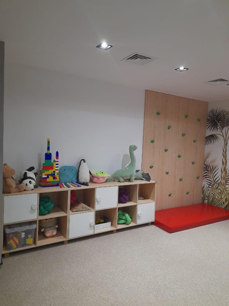 Buka Apart-Hotel & Spa Bukovel Luaran gambar